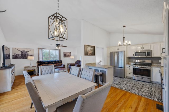 10464 Card Road, Soddy Daisy, TN 37379