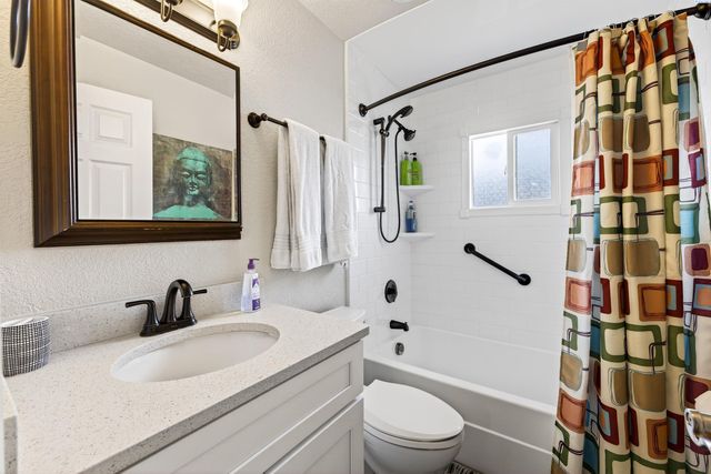 2409 W Albany Avenue, Kennewick, WA 99336