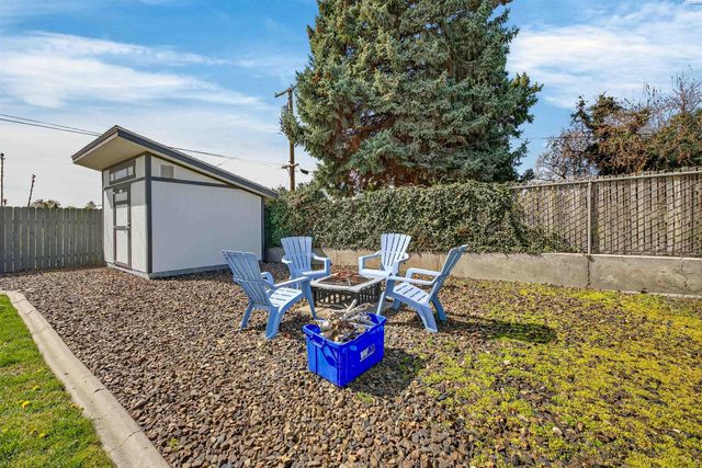 2409 W Albany Avenue, Kennewick, WA 99336