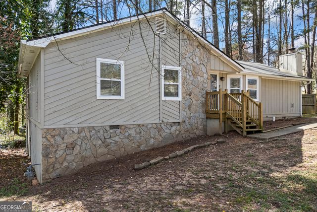2493 Cherie Glen Road, Snellville, GA 30039
