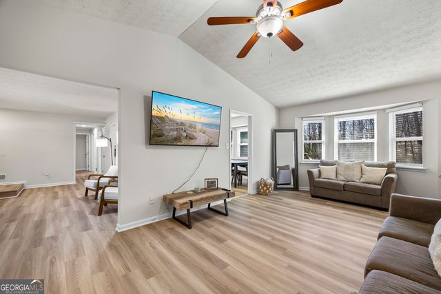 2493 Cherie Glen Road, Snellville, GA 30039