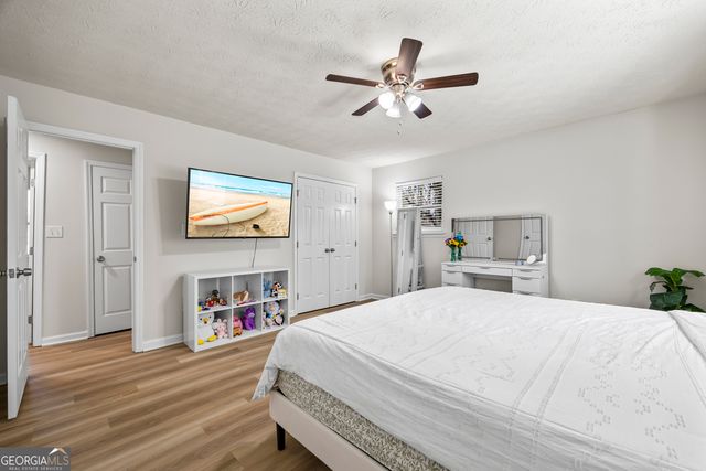 2493 Cherie Glen Road, Snellville, GA 30039