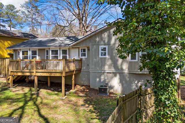 2493 Cherie Glen Road, Snellville, GA 30039