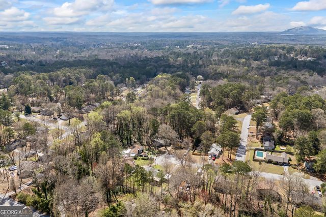 2493 Cherie Glen Road, Snellville, GA 30039