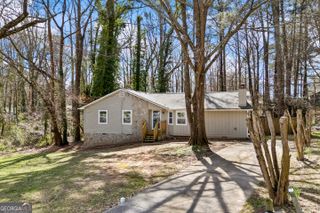 2493 Cherie Glen Road, Snellville, GA 30039
