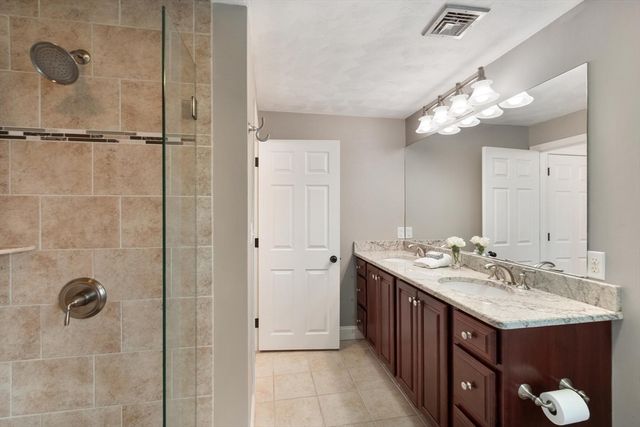 136 Chandler Road, Andover, MA 01810