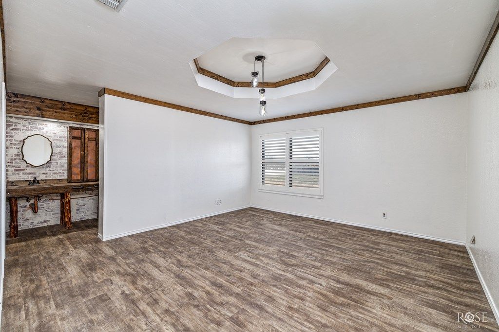 Image 10 of property listing at 6945 Harriet Rd, San Angelo, TX 76905