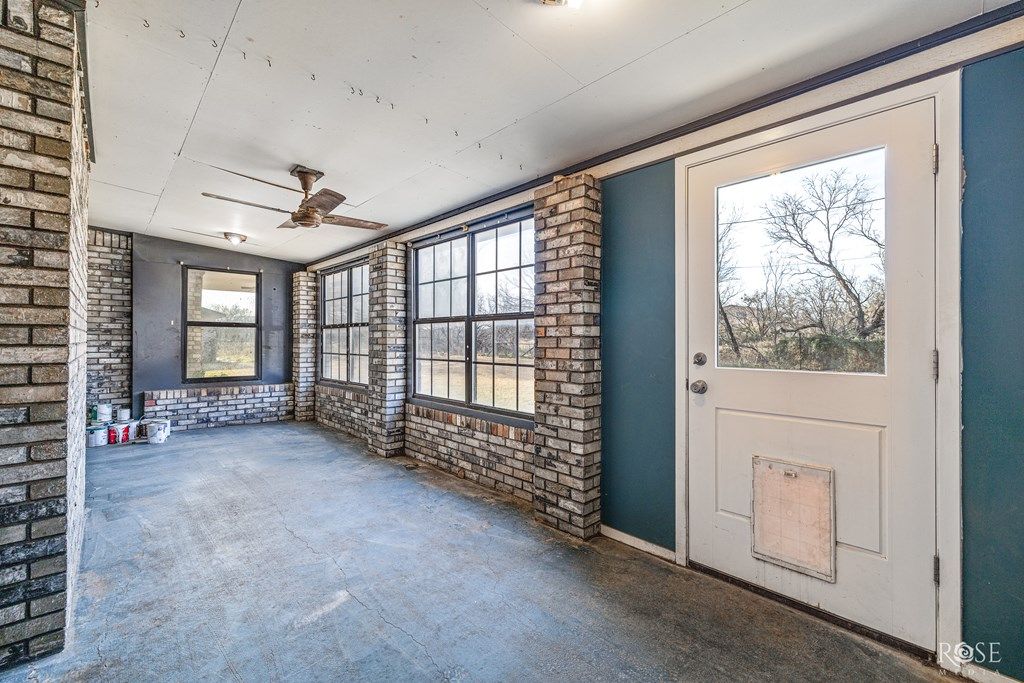 Image 17 of property listing at 6945 Harriet Rd, San Angelo, TX 76905