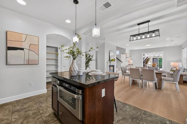 1762 Hillebrant Place, Santa Clara, CA 95050