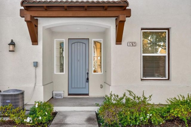 1762 Hillebrant Place, Santa Clara, CA 95050
