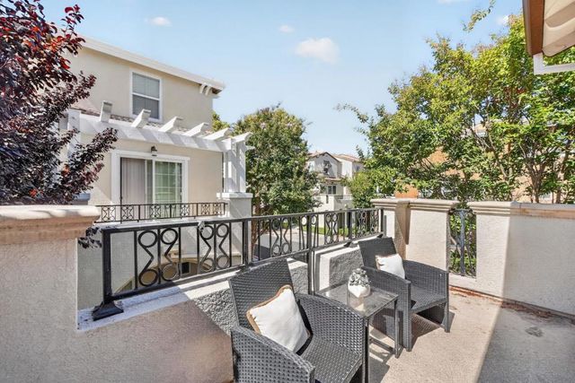 1762 Hillebrant Place, Santa Clara, CA 95050