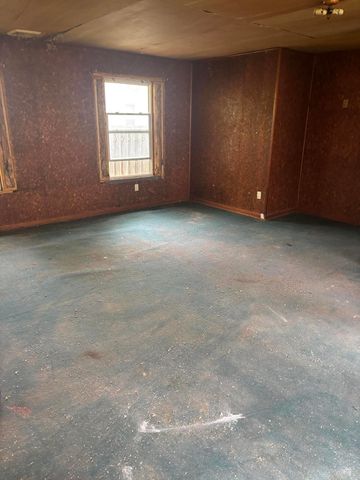 302 Indiana Street, Chesterton, IN 46304