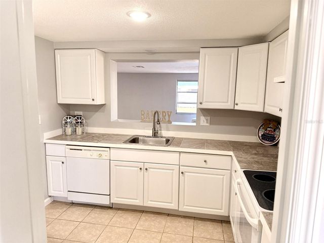 114 SUNNYSIDE DRIVE, Venice, FL 34293