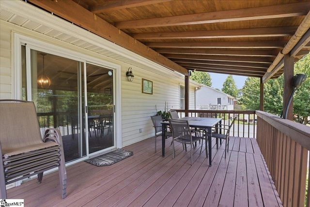 707 Reid School Road, Taylors, SC 29687