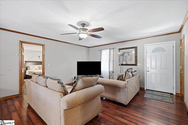707 Reid School Road, Taylors, SC 29687