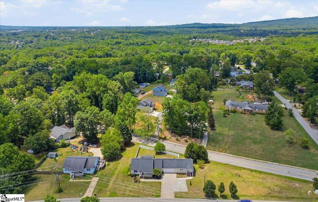 707 Reid School Road, Taylors, SC 29687