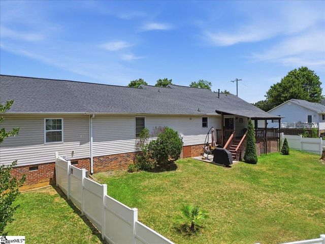 707 Reid School Road, Taylors, SC 29687