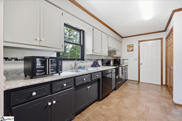 707 Reid School Road, Taylors, SC 29687