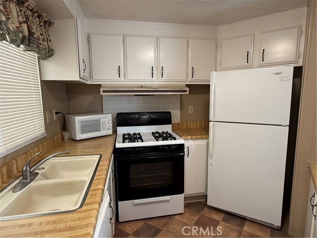 2240 Golden Oak Lane 108, Merced, CA 95341