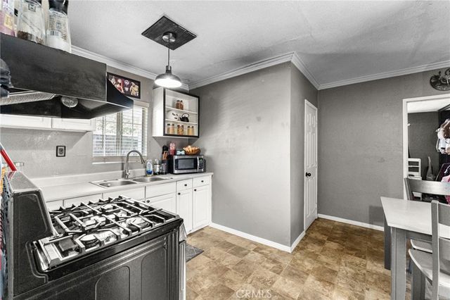 26606 14th Street, Highland, CA 92346