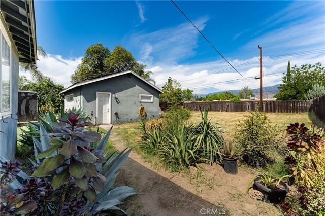 26606 14th Street, Highland, CA 92346
