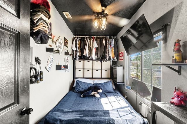 26606 14th Street, Highland, CA 92346