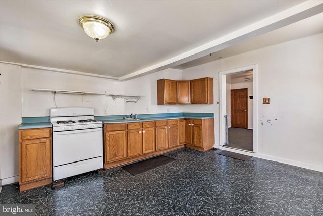 410 POWELL ST W W, Millville, NJ 08332