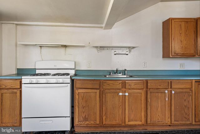 410 POWELL ST W W, Millville, NJ 08332