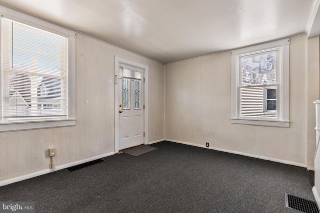 410 POWELL ST W W, Millville, NJ 08332