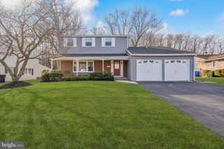 213 SWEDES RUN DR, Delran, NJ 08075