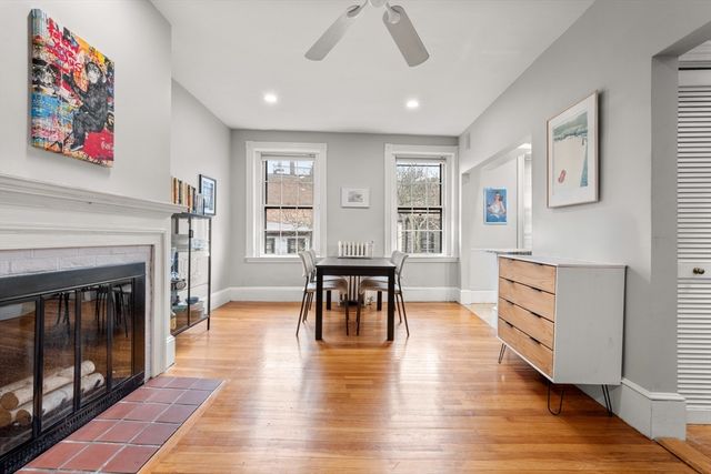80A West Cedar 4, Boston, MA 02114