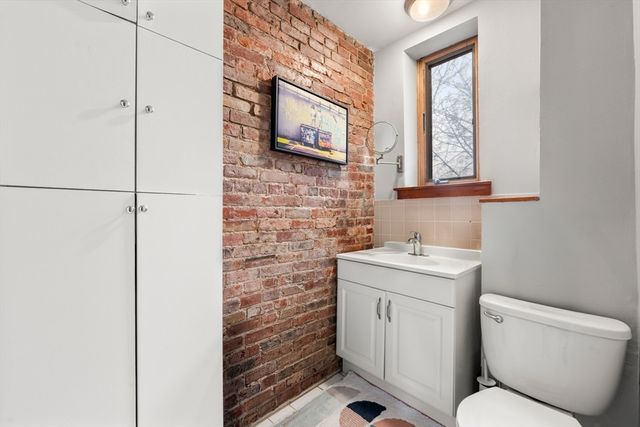 80A West Cedar 4, Boston, MA 02114