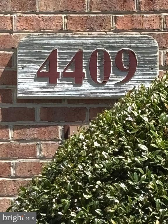 Image 3 of property listing at 4409 SILVERBROOK LN #304, Owings Mills, MD 21117