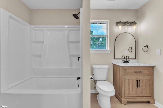 31 Michell Drive, Taylors, SC 29687