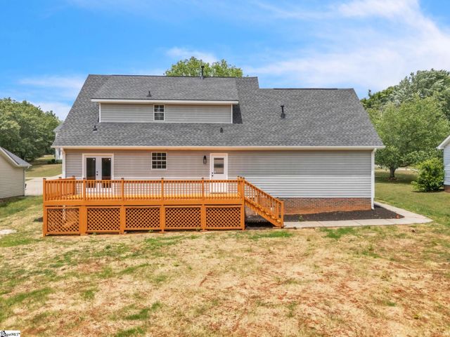 31 Michell Drive, Taylors, SC 29687