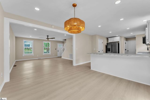 31 Michell Drive, Taylors, SC 29687
