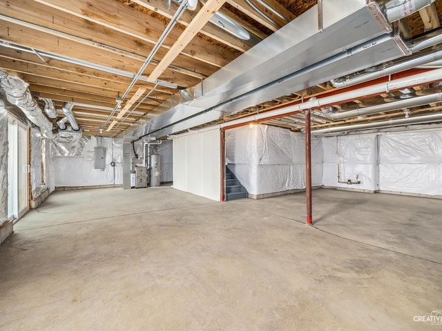 385 Danforth Drive, Oswego, IL 60543