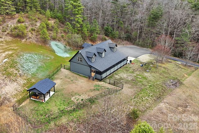 67 Nimitz Drive, Brevard, NC 28712