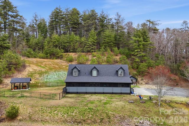 67 Nimitz Drive, Brevard, NC 28712