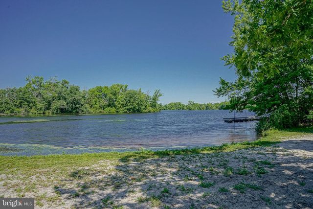 1057 RAINBOW CIRCLE, Pittsgrove, NJ 08318