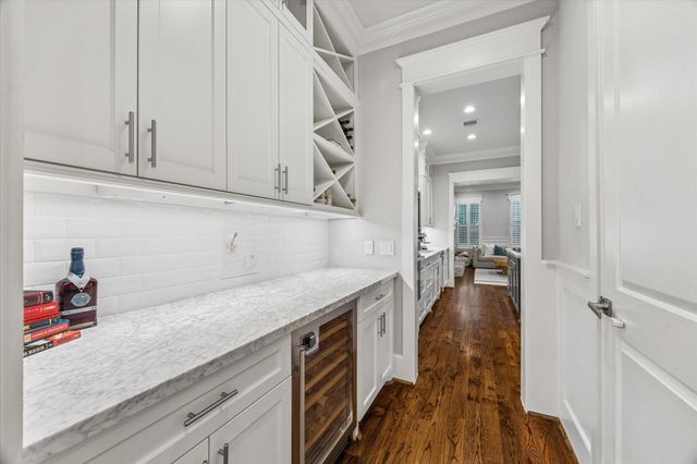 625 Allston Street B, Houston, TX 77007