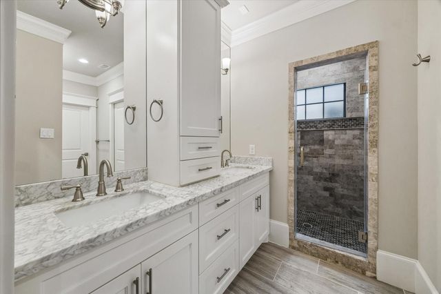 625 Allston Street B, Houston, TX 77007