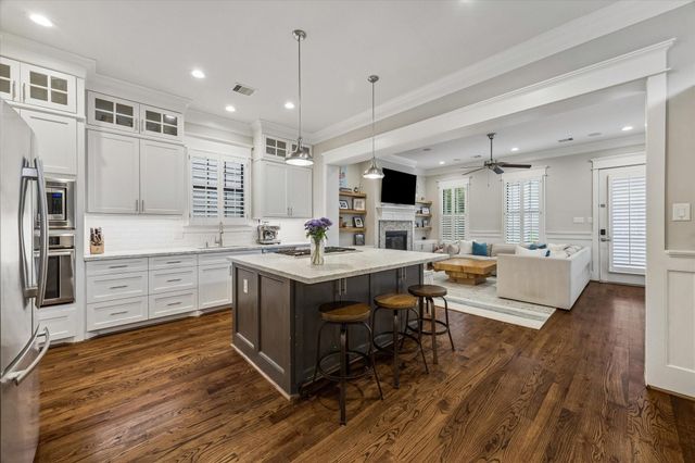 625 Allston Street B, Houston, TX 77007