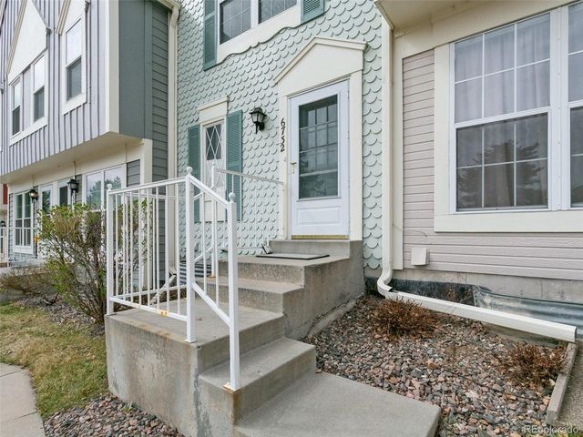 6732 S Independence St, Littleton, CO 80128