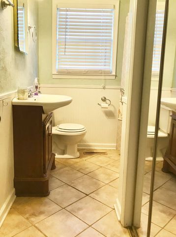 107 Azalea, Saint Matthews, SC 29135