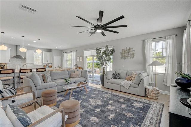2194 FAIRWAY AVENUE S, St Petersburg, FL 33712