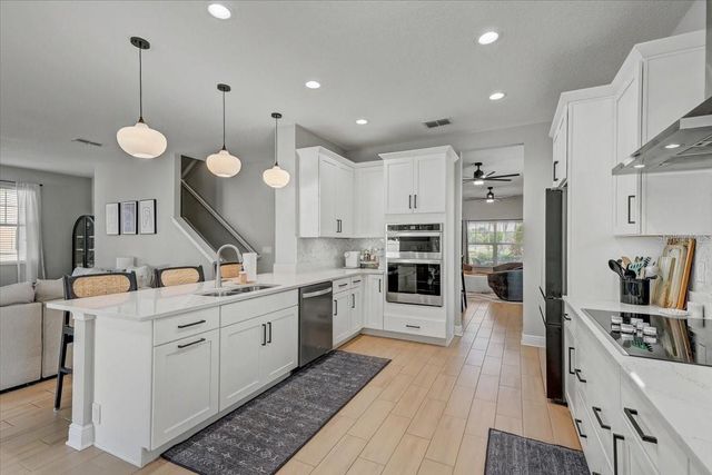2194 FAIRWAY AVENUE S, St Petersburg, FL 33712