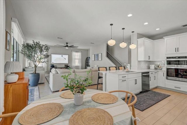 2194 FAIRWAY AVENUE S, St Petersburg, FL 33712