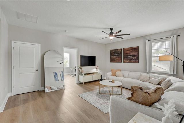 2194 FAIRWAY AVENUE S, St Petersburg, FL 33712