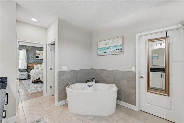 2194 FAIRWAY AVENUE S, St Petersburg, FL 33712